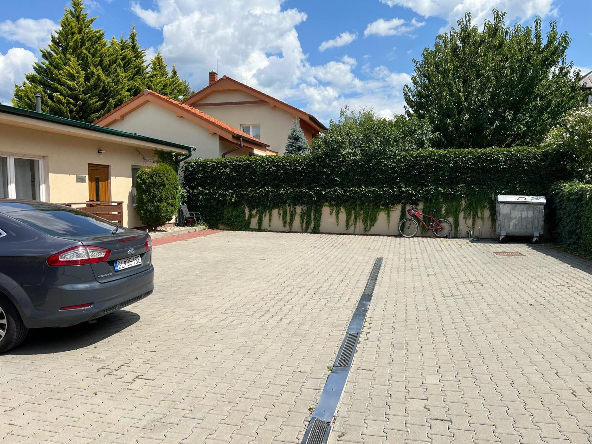 Penzion Helios Bratislava Dış mekan fotoğraf